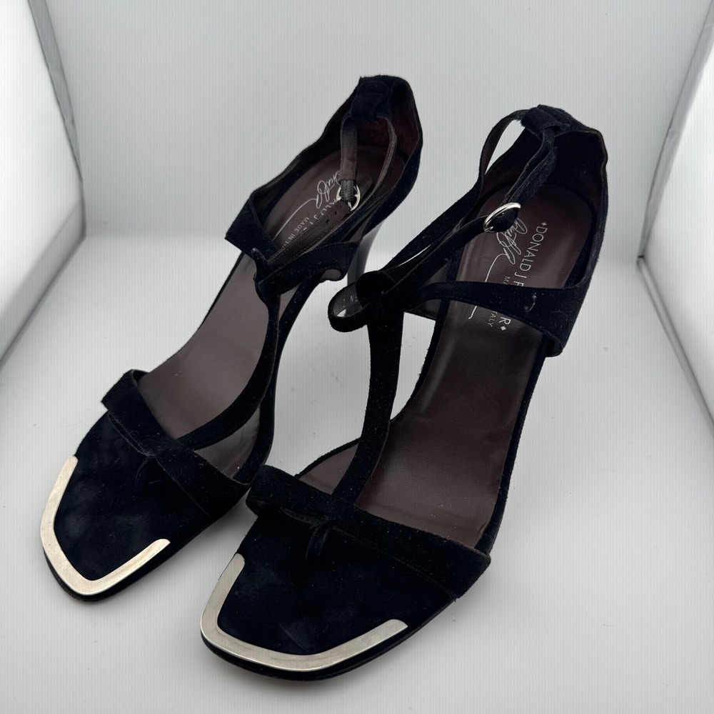 Donald J Pliner Nessa Sandals Women 10 Black Suede T-Strap Silver Toe Italy Heel